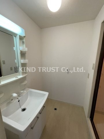 シャンブル淀の洗面所|コンパクトで使いやすい洗面所