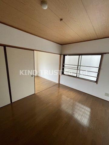 シャンブル淀の居間・リビング|ゆったり過ごせる居間です