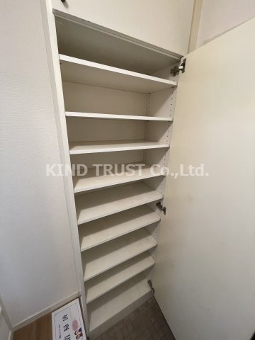 シャンブル淀の収納|たっぷりとした収納スペースです