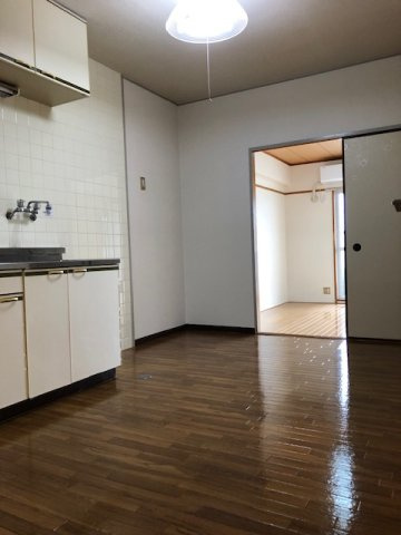 リメインズKハイツの居間・リビング