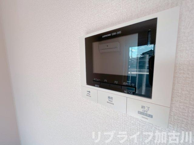 加古川市平岡町新在家のアパートのセキュリティ|101号室参照