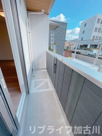 加古川市平岡町新在家のアパートのバルコニー|101号室参照