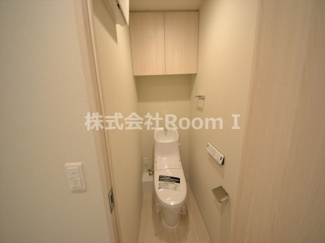 【トイレ】 | ＯＰＵＳ　ＲＥＳＩＤＥＮＣＥ　ＳＨＩＮＳＡＩＢＡＳＨＩ　ＳＯＵＴＨ | コンパクトで使いやすいトイレです