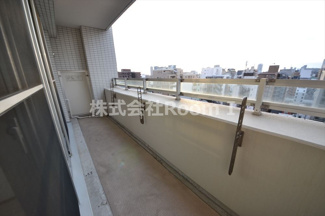 【バルコニー】 | ドゥーエ谷町 | お洗濯にも便利なバルコニー付き