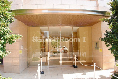 【エントランス】 | ドゥーエ谷町 | ゆとりのあるエントランスです