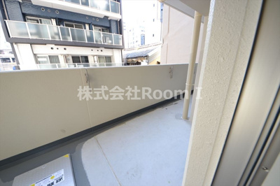 【バルコニー】 | セレニテ堺筋本町プリエ | 暖かな日差しのふりそそぐバルコニー