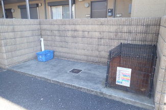 【その他共用部分】 | 敷地内ごみ置き場でごみ出しもらくらく～♪忙しい社会人さんや主婦さんにもうってつけ！