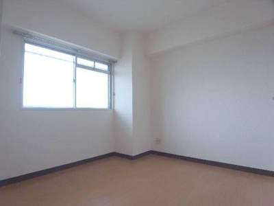 【寝室】 | ロイヤルコーポ西明石 | 寝室です