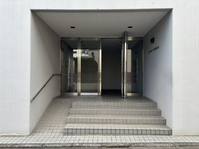 【エントランス】 | アルカディア三軒茶屋