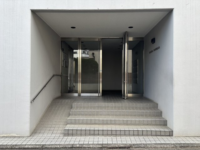 【エントランス】 | アルカディア三軒茶屋