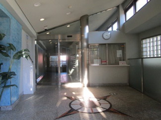 【エントランス】