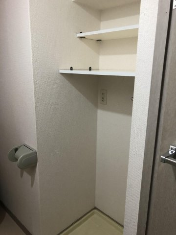 【洗面所】 | エステートモア平尾ヒルズ | 忙しい朝には欠かせない洗面所です