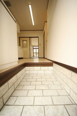 TOYOUKEハイツの玄関|同施工会社同型タイプの別のお部屋です
