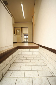 【玄関】 | TOYOUKEハイツ | 同施工会社同型タイプの別のお部屋です