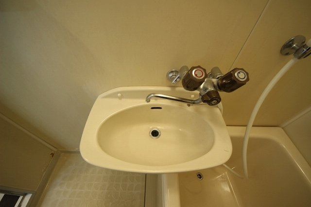 TOYOUKEハイツの洗面所|同施工会社同型タイプの別のお部屋です