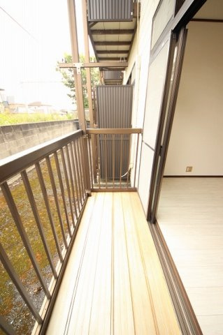 TOYOUKEハイツのバルコニー|同施工会社同型タイプの別のお部屋です