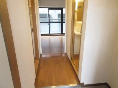 シティパルの内装|玄関から～
