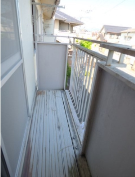 【バルコニー】