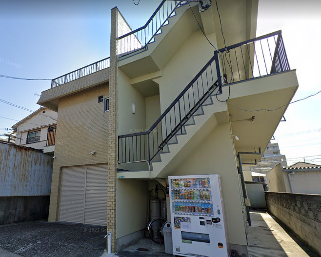 伊勢田マンションの外観