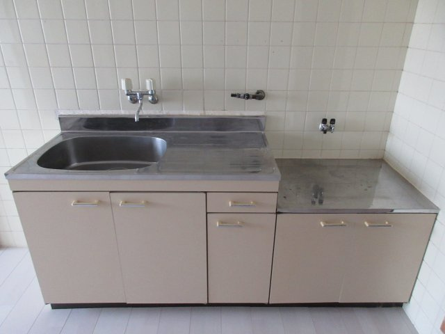 伊勢田マンションのキッチン