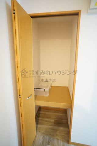 グリーンフォーレスト伊丹　A棟の収納