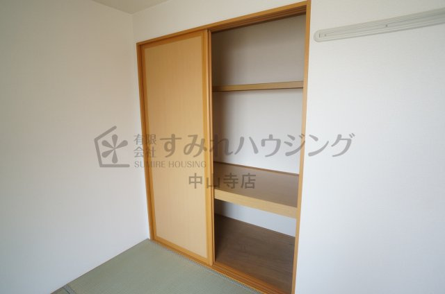 グリーンフォーレスト伊丹　A棟の収納