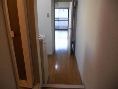 錦プラザの内装|廊下