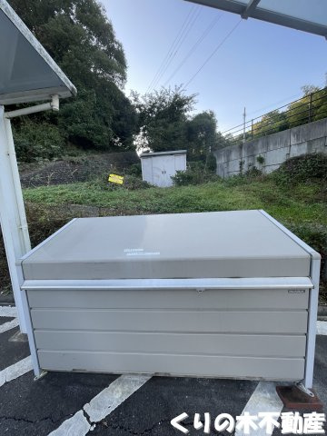 【その他】 | ドゥ・キーマ | 敷地内ゴミ捨て場です