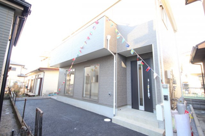 【外観】 | 三郷市彦成　新築全1棟3080 | 家の前のちょっとしたスペースも敷地内です