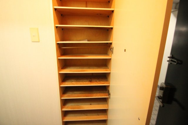 メゾンウィング ( 近畿大学 一人暮らし )の収納|リノベーション前の写真です。