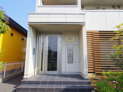 【エントランス】 | ピュアグレイン | オートロックエントランス