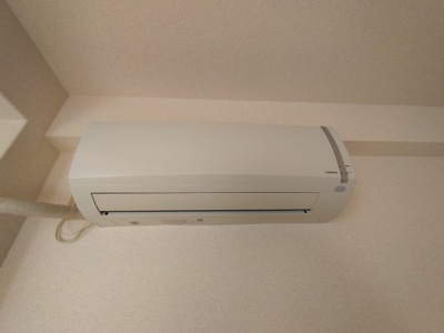 【設備】 | カームハイツ | エアコン・室内物干し付。