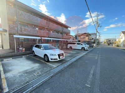 【駐車場】 | ラ・ルミエール