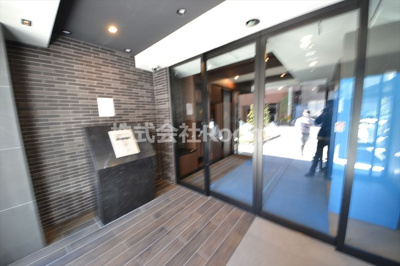 【エントランス】 | プレサンス堺筋本町センティス | 清潔なエントランスです