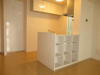 【居間・リビング】 | Ｊ－ｒｏｏｍ | ※同物件、同タイプ、間取り反転のお部屋です