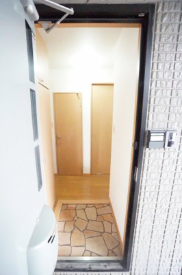 【玄関】 | IS・若葉 B | ※同物件、同タイプ、間取り反転のお部屋です