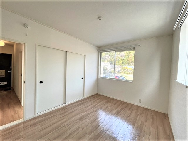 アスステージ赤津B棟の洋室