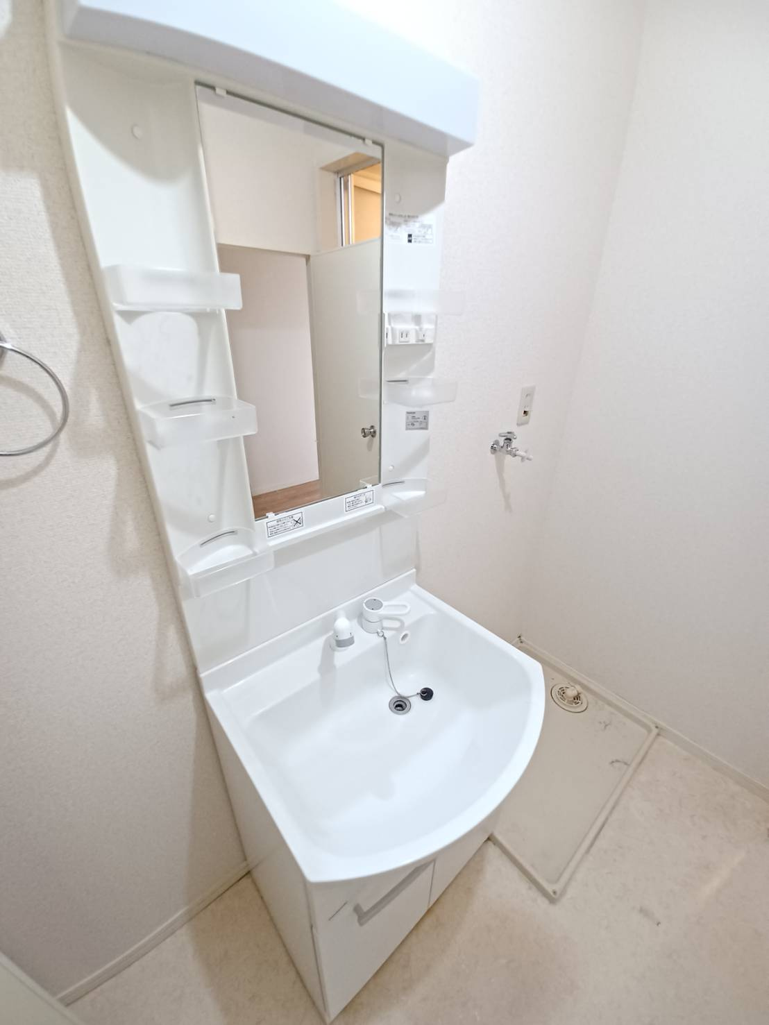 アスステージ赤津B棟の洗面所