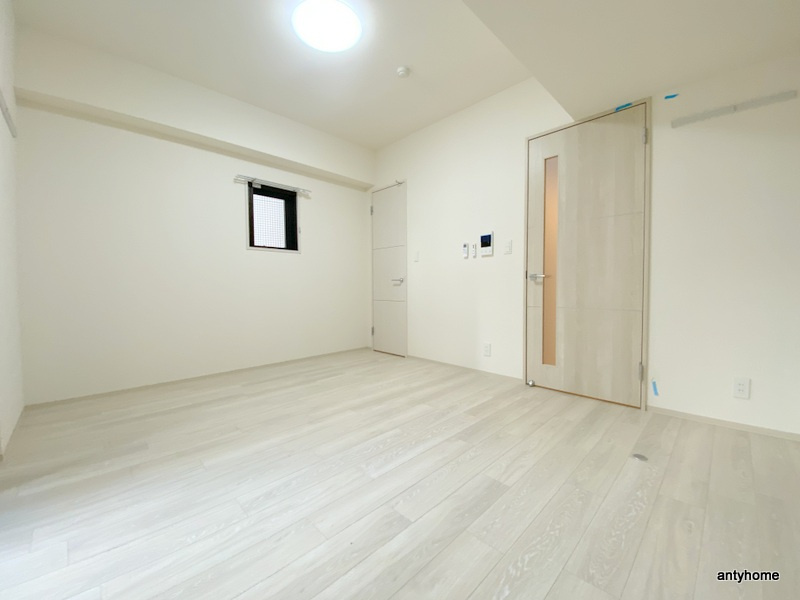 セイワパレス森ノ宮中央　仲介手数料無料の居間・リビング