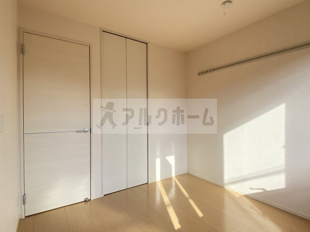 メゾンルレーヴの洋室