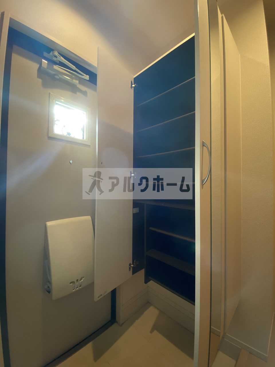 メゾンルレーヴの玄関