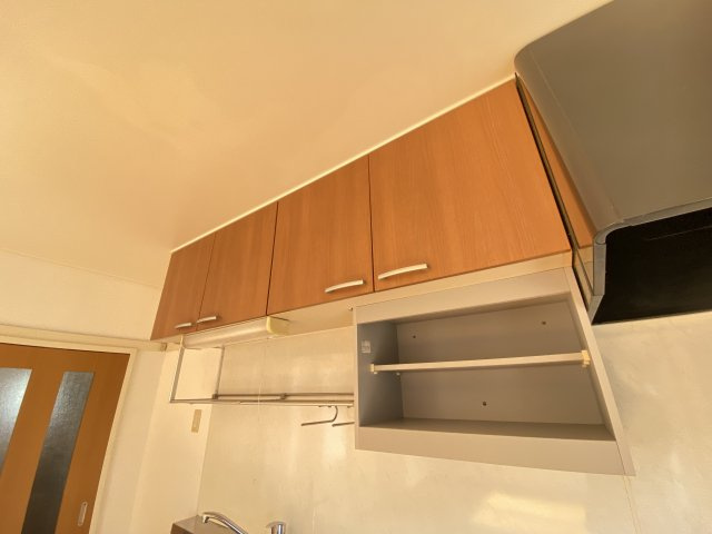 嬉しい吊戸棚収納★