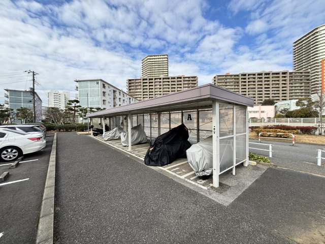 屋根付バイク置き場【月額1,500円】★