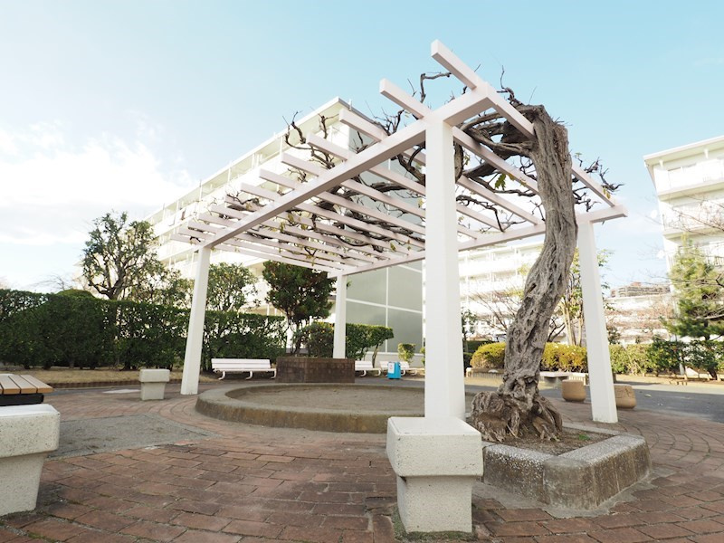 敷地内休憩スペースあり★