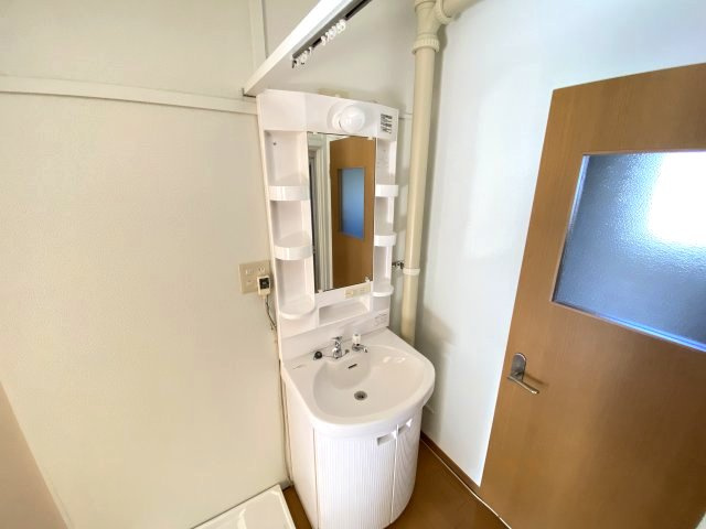 収納付き独立洗面台★