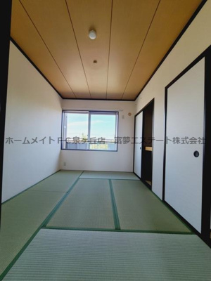 【和室】 | 小阪グリーン・ハイツ | ※イメージ　反転タイプのお部屋の写真です。ご参考にどうぞ。