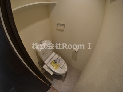 【トイレ】 | プレサンス本町エクストラ | 清潔感のあるトイレです