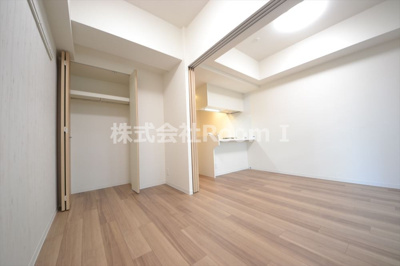 【洋室】 | プレサンス北浜オリジン | コンパクトで使いやすい洋室です