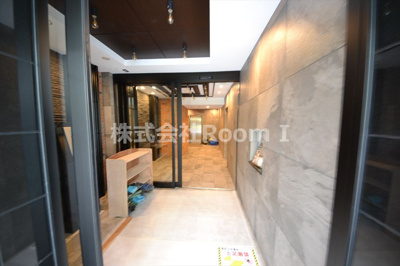 【エントランス】 | プレサンス北浜オリジン | 建物の内部です