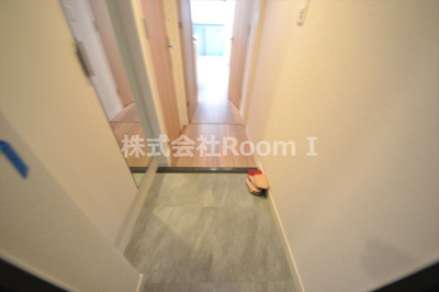 【玄関】 | プレサンス北浜オリジン | 明るい玄関です